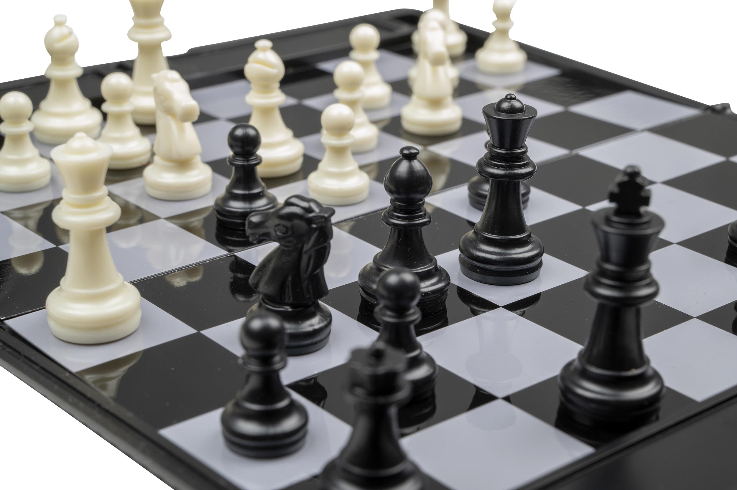 Chess, plastic, travel game, with chess pieces, magnetic